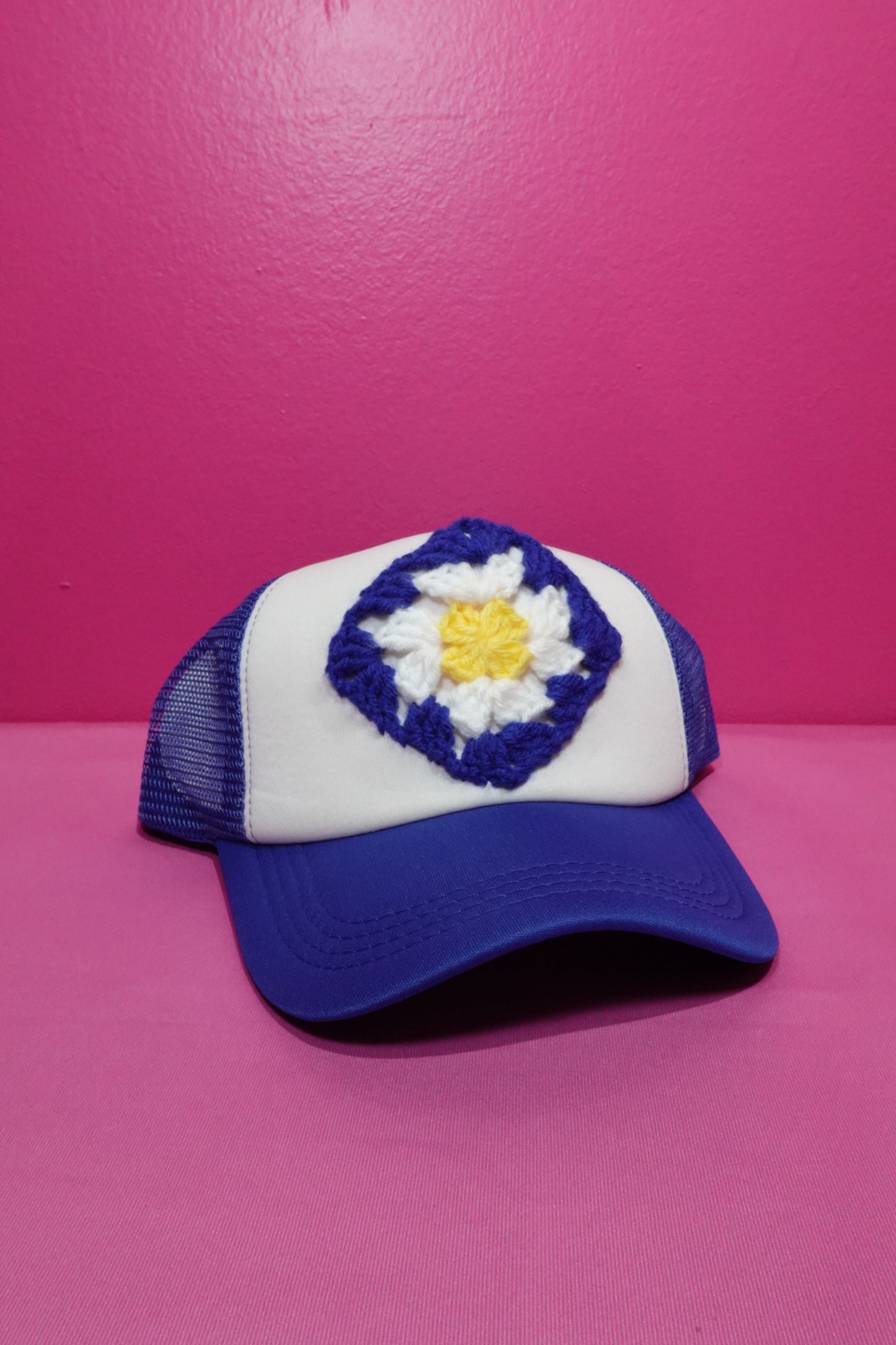 Blue Crochet Trucker Hat with Handmade Granny Square – Adjustable Summer Accessory